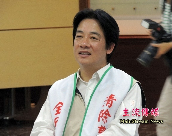 台南市長賴清德到醫院聽取登革熱簡報。(資料照／記者蔡宗憲攝)