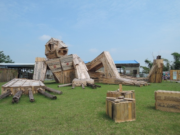 土溝農村美術館，位於台南市後壁區土溝里56之1號。