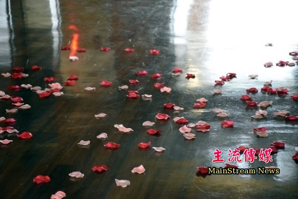 相戀12年的李先生及徐小姐，在安南醫院舉辦婚禮。(主流傳媒資料照)