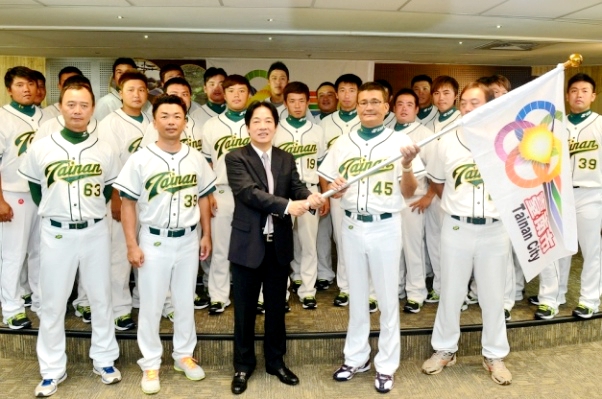 台南市城市棒球隊曾獲得2014協會盃全國成棒大賽亞軍。