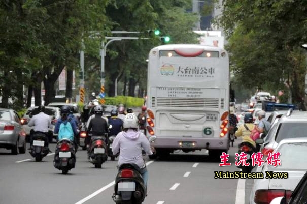台南市有86%的民眾以個人交通工具為主。(資料照，記者蔡宗憲攝)
