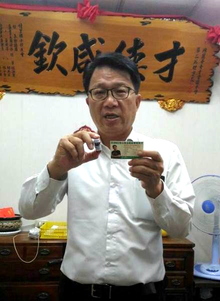 台南市副市長、也是內科醫師的顏純左，與中華民國藥師公會全國聯合會呼籲衛福部，應將耐絞寧改列為指示用藥。
