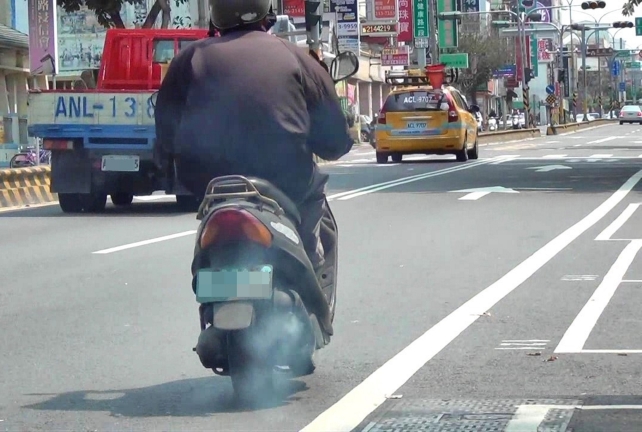 機車定檢終於便民了 開放不限車行都可檢驗 自由電子報汽車頻道