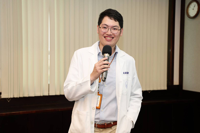 台南新樓醫院口腔顎面外科醫師吳俊毅提醒,任何不明原因的口腔不適,都應盡速就醫檢查,避免延誤治療時機。