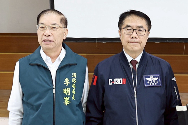 台南市前消防局長李明峯被控收受消防設備業者300多萬元賄賂。