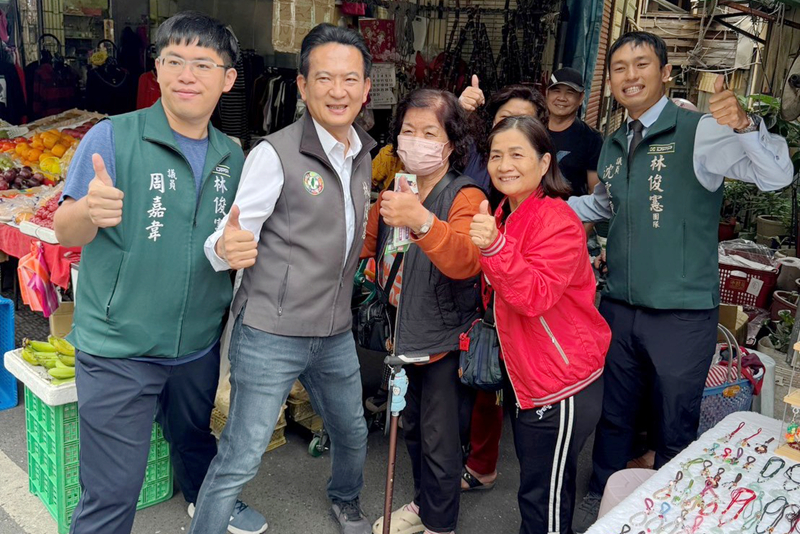 綠營內部民調指出，林俊憲看好度項目領先陳亭妃。