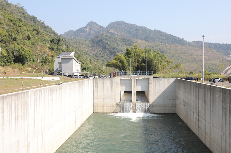 曾文南化聯通管工程建置約25公里雙向供水管線,總經費約133億元。