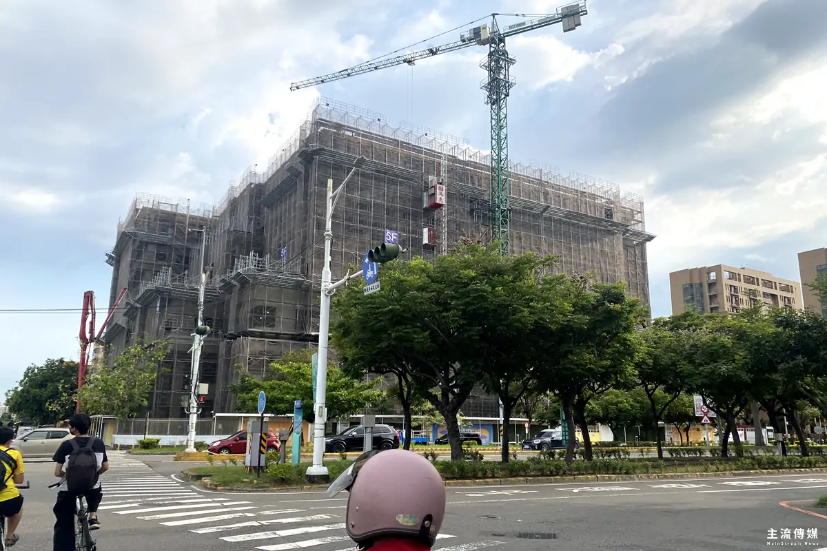 成大老人醫院位於林森路與東豐路口。(記者吳敏慈攝)