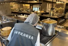 台北旅行團13人疑食物中毒 台糖長榮酒店:晚餐前已有症狀