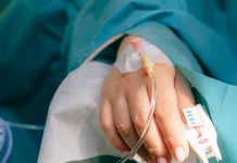 孩子出生後逐漸退化!FDA核准首款基因治療「1小時療程要價1.2億元」